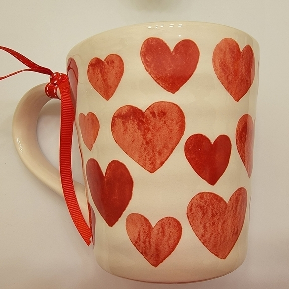 Other - NWOT Heart Mug 22 Oz